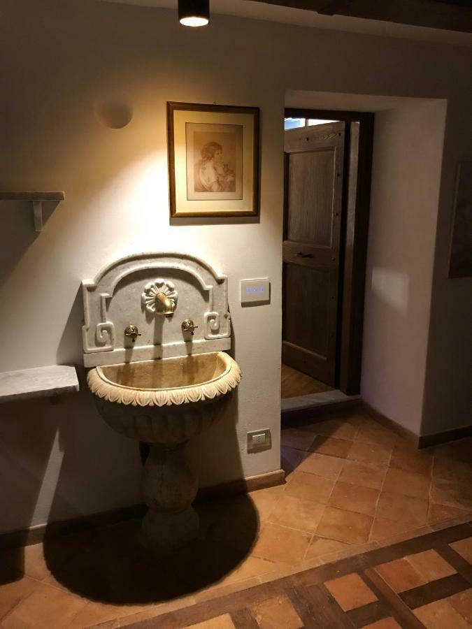 La Casa Dei Marmi Apartment Rome Bagian luar foto